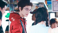 การได้อยู่เคียงข้างคุณคือโลกทั้งใบของฉัน