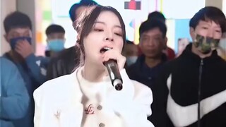 🎧《孤勇者》