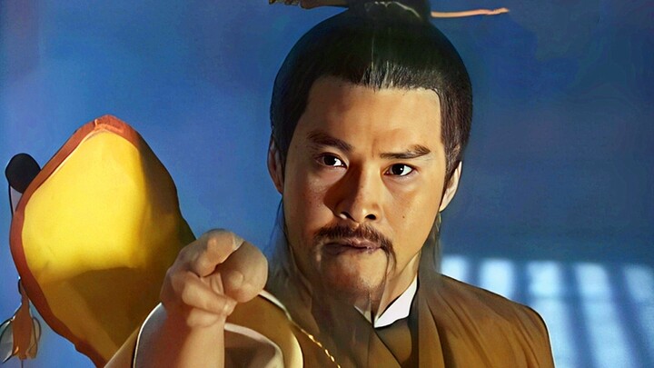 This Daoist priest is mighty and imposing, single-handedly storming the City God Temple at midnight,