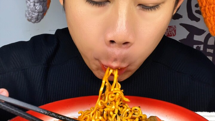 Mulai jadi vlogger kuliner dari nol pengikut, hari ini makan mi ayam kalkun!