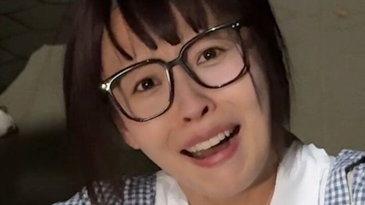 ไม่ว่าจะนางเอกหรือนางรองก็หยุดเถียงกันได้แล้ว พระเอกตัวจริงมาแล้ว!