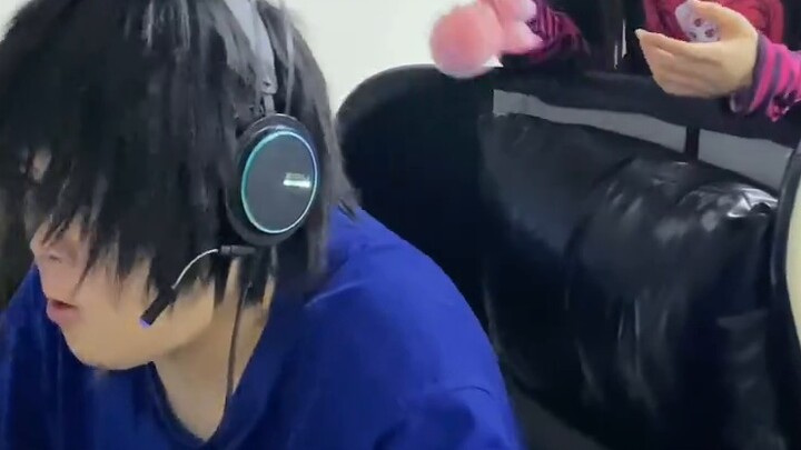 Apakah Anda ingat saat kita sedang online dan menunggu mesin?