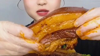 Savoring Sensations Mukbang ASMR Delights EP81