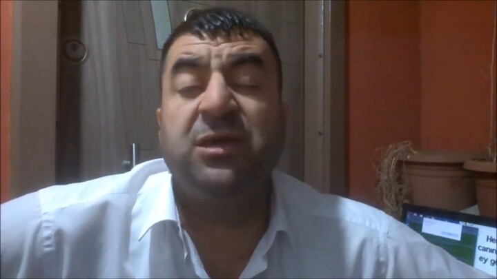 Bilge Adam Reis 5 yaşında milli olduğunu anlatıyor (bilge adam TacizAnısı)