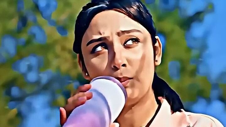 এভাবেও ভালোবাসা হতে পারে…! 🥹❤️
