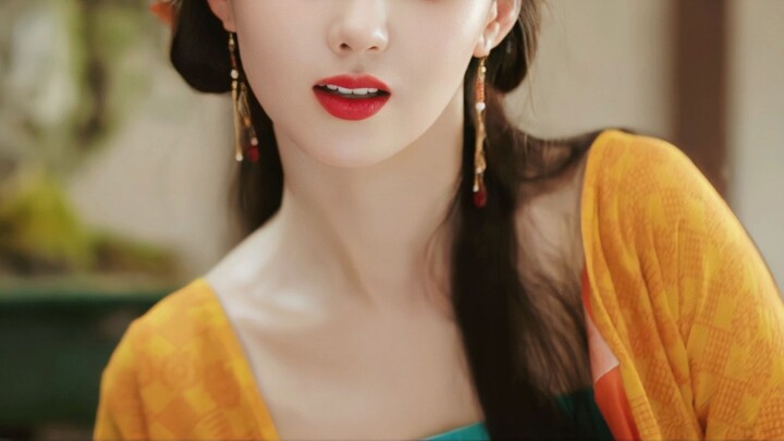 Her face was scratched and she was replaced. This sister is really beautiful and her guest appearanc