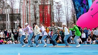[ENHYPEN] Carrying a backpack is not dancing OMG, it's guaranteed to satisfy you! Sing along to whoe