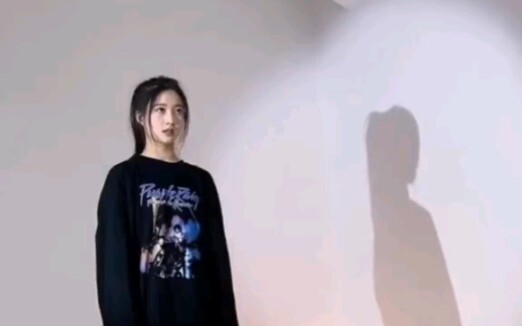 【妹妹周二DY】孝琳 CHANGMO–《bluemoon》翻跳–有美少女内味吗？