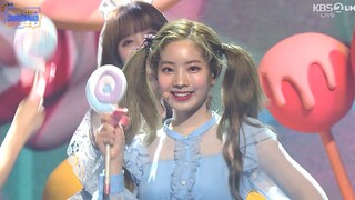 【4K LIVE】Kim Ye-rim X Song Yuqi X Kim Ye-won X Choi Ye-won X Kim Da-hyun X Kim Ji-yeon - Kissing You