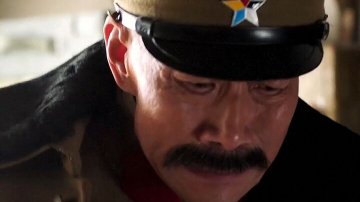 เมื่อจางจั้วหลินรู้ว่าเสวี่ยเหลียงตกม้า ก็รีบวิ่งพล่านไปทั่วห้องด้วยความตื่นตระหนกทันที