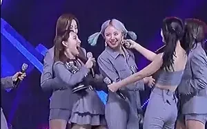 ไม่ใช่คนน่ารัก แต่ถ้าลองคุยไปสักพัก ระวังจะรักไม่รู้ตัว