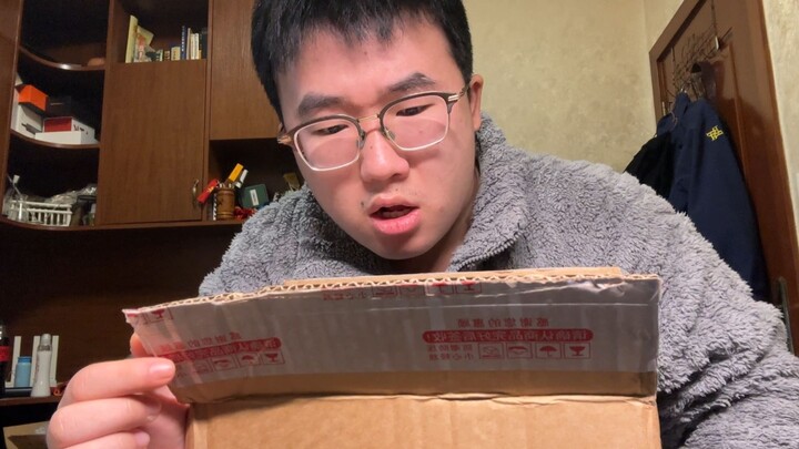 Ai đó đéo biết là ai mà gửi cho mình tâm trạng màu tím… à không, tâm trạng trong suốt!