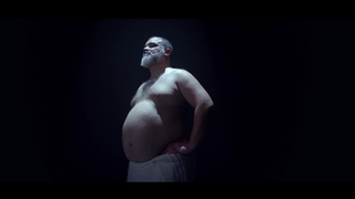 太辣眼了！有啤酒肚的男人，才最“爸气”