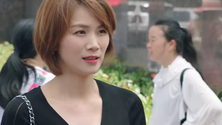 This double-dealing, two-faced drama just doesn’t look like an act.