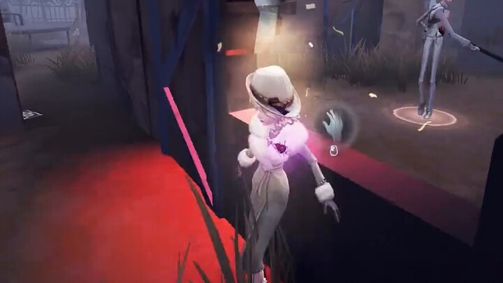 لعبة المقامرة! هل يمكن للسيدة فارو أن تلعب بهذه الطريقة؟!