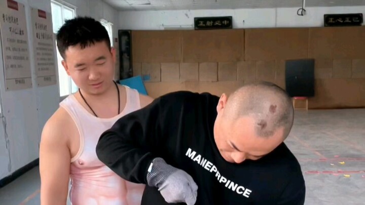 ชี้กลางเปิดเรดบูล