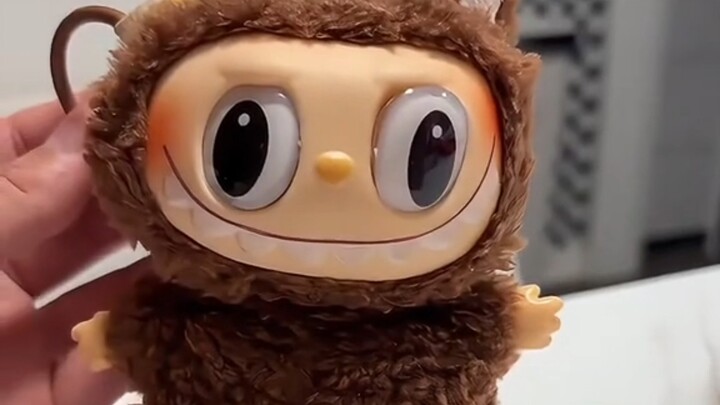 ชาว TikTok ปั่นหุ่นยนต์ลูบูลูบจนได้รุ่นลับสุดยอด