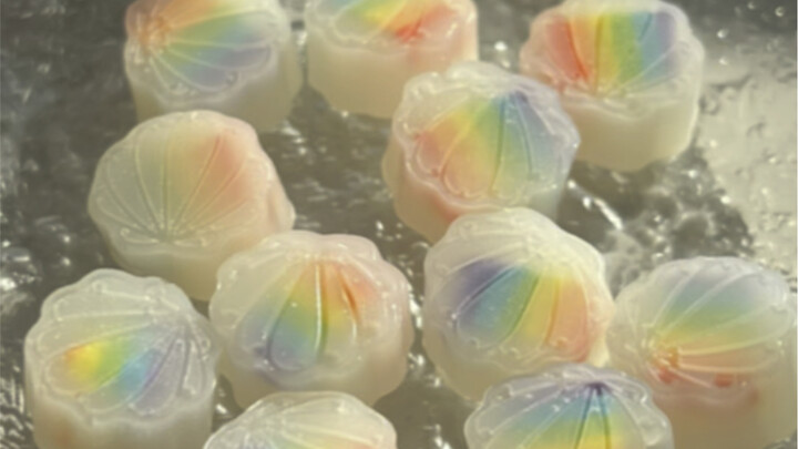 [Sealing Wax] Rainbow-Filled Shell