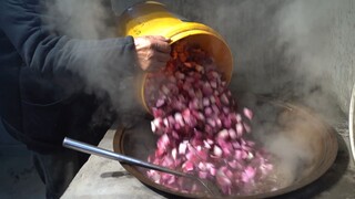 Stewed radish with pork of 70 yuan, food for a week or so