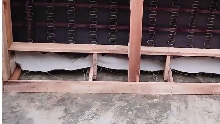 Làm video về ghế sofa, không biết quy trình này là tiên tiến hay lạc hậu