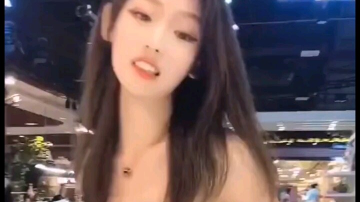 أي نوع من الرجال العاديين يقتل الأجواء بالمحادثة؟