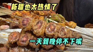 I found the "small restaurant" where Xinjiang locals actually eat!