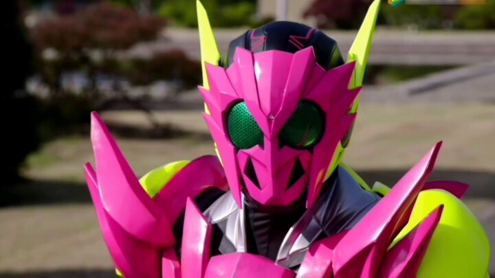 [Chuuni Daily Life] Kamen Rider Senki's so-called 1000% transformation