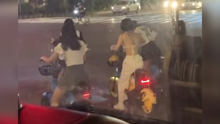 "Tất cả chỉ là những cảnh quay nổi tiếng..."