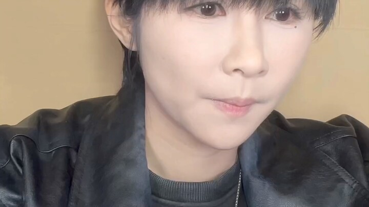 “Di zaman ketika transportasi belum berkembang dan kita hanya bisa berkomunikasi lewat surat, sebera