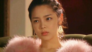 นางเอกคนที่สองมีลุคที่สวยที่สุดในละครทั้งเรื่องด้วยชุดสไตล์หรูหราสุดๆ