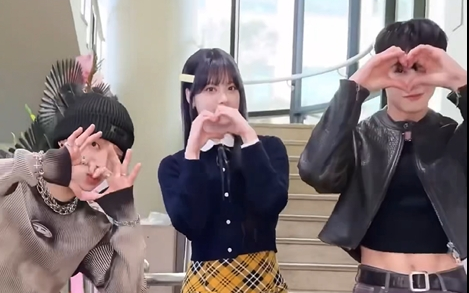 Hồng Ân Thái x Lý Khởi Quang x Lương Diệu Tá Thách đấu vũ đạo ca khúc mới "EASY"