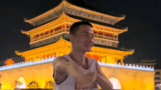 体育生钟楼下大跳oldway