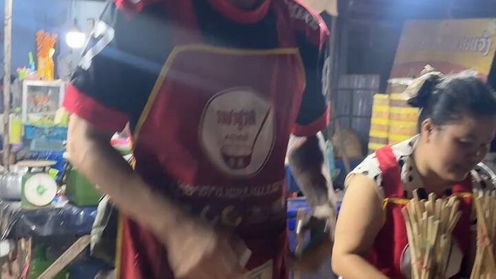 ພໍ່ຄ້າໂຄດຫຼໍ່ເລີຍ ຄົນນີ້ຂໍເດີ້ຈ່າ😘😘😘