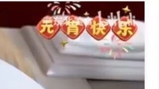 Hot girl Nhật Bản nhìn món xôi chiên, nước mắt bất mãn chảy ra từ khóe miệng