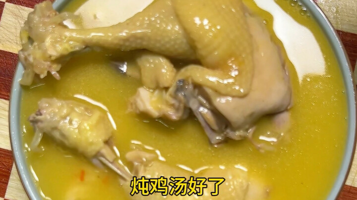 Canh gà hầm tươi