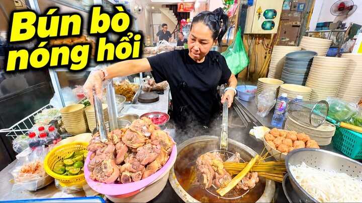Bún Bò Giò Heo+Sườn Bò Ở Tô Hiến Thành Có Gì Hấp Dẫn?