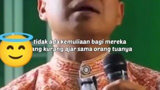 Berbuat baiklah kepada kedua orang tuamu.