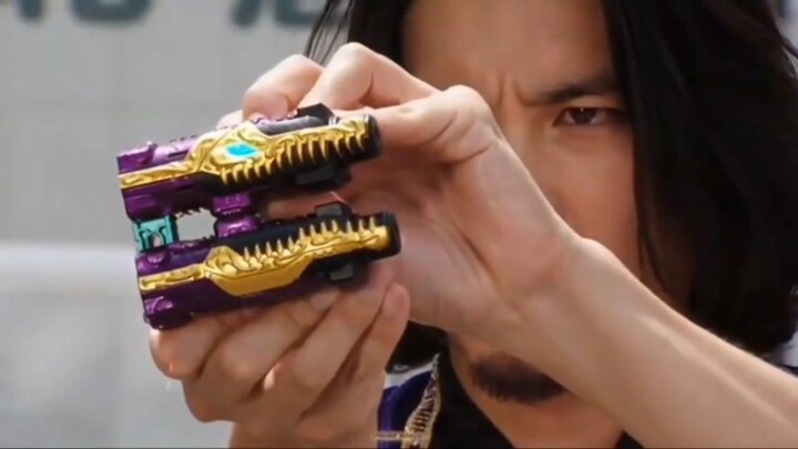 Kamen Rider Prime Rogue Henshin