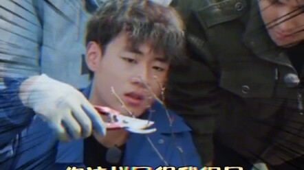 The top students in the teacher's eyes know that it is a fork in the road.