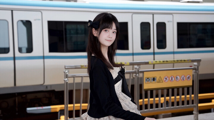 Dunia ini kacau balau, tapi kamu tetap harus bahagia [Kumpulan Konten Sombong & Gaya]