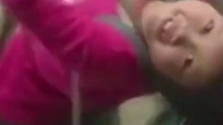 Do you still remember the “zip-line girl” from Nujiang, Yunnan? After graduation, she chose to work 