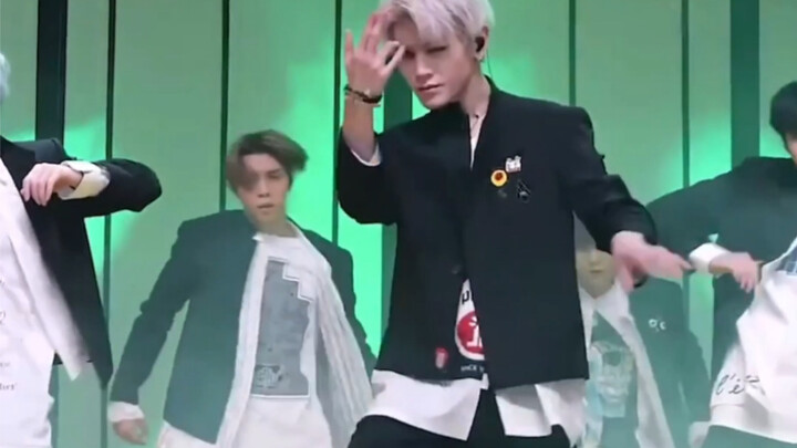 عندما تقابل يو شوشين مقدمة البطل للي تاي يونغ