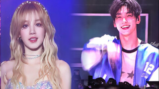 سيارة جولة في السماء تغني أغاني K-POP باللغة الصينية