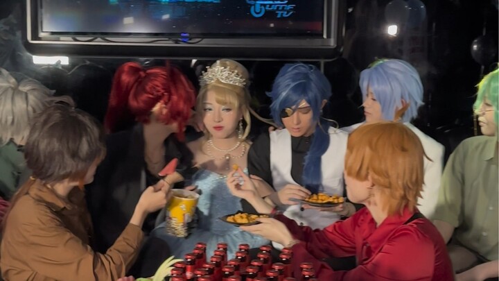 My partner celebrated my birthday, and I hired a few cosplayers on commission.