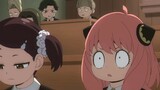 Someone is staring at Anya - Anya is terrified - SpyxFamily Episode 7