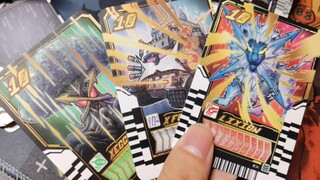 你怎么知道我做好了新卡？提前玩到了万代没发售的