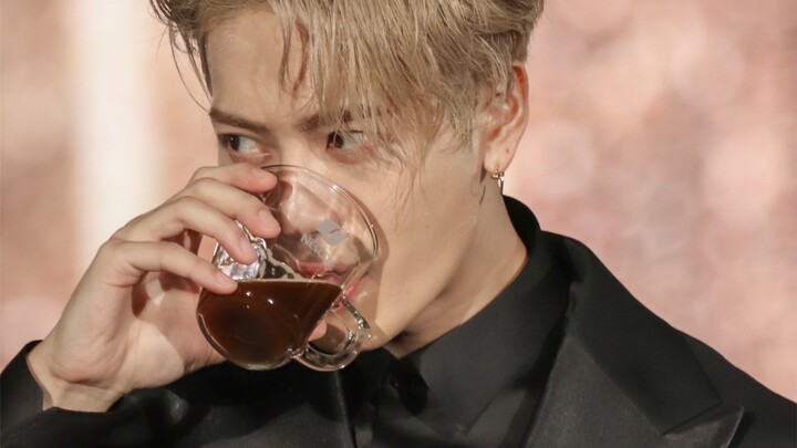 【Jackson Wang】One Video Shows You Just How Superior Male Celebrities in Chinese Entertainment Look