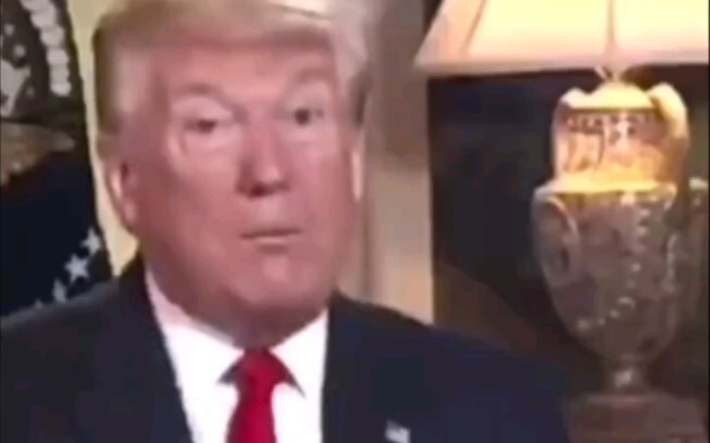 Di mata kekasih, semua wanita tampak cantik.