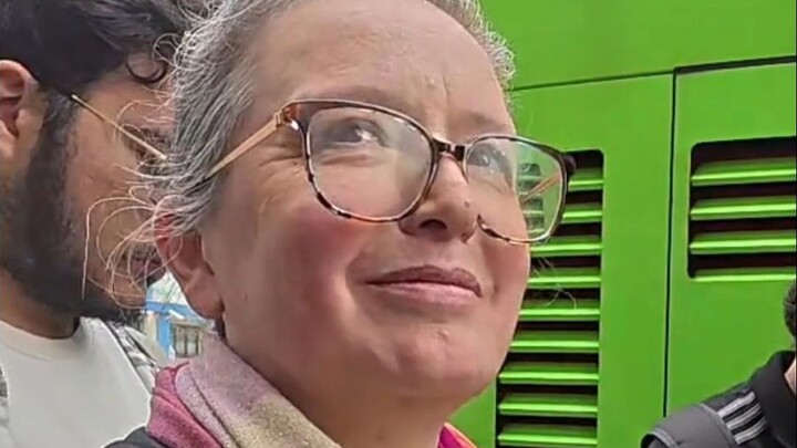 أجنبي: بعد نصف عمر من تعلّم الصينية، تمكنت أخيرًا من التظاهر بأنني أتقنها!