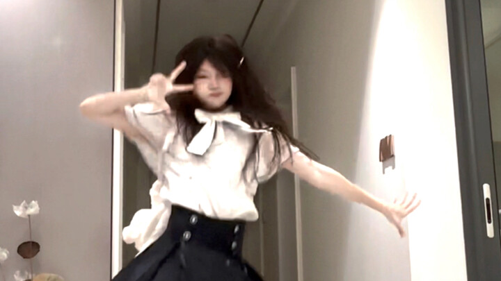 19 Years Old! Nervously Danced the Full-Speed Version of “Purge! Loli God Requiem”